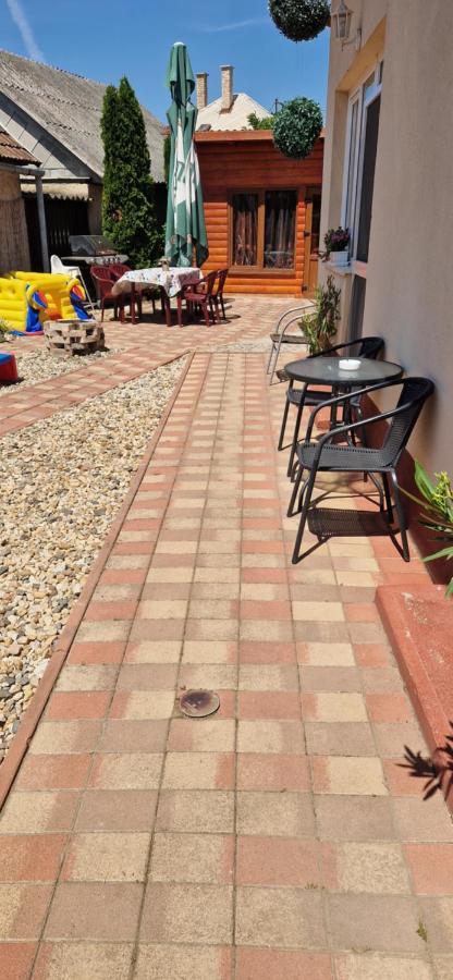 Magnolia Apartman Hajdúszoboszló Εξωτερικό φωτογραφία