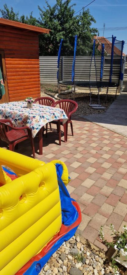 Magnolia Apartman Hajdúszoboszló Εξωτερικό φωτογραφία